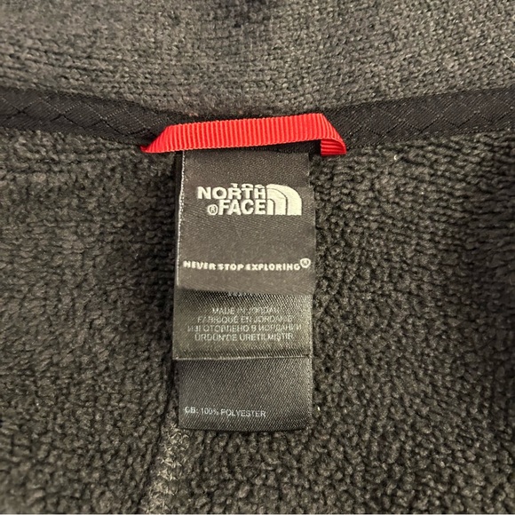 The North Face Gray Pullover Sweatshirt With Two Buttons Shawl Neck Size Medium - Picture 4 of 8